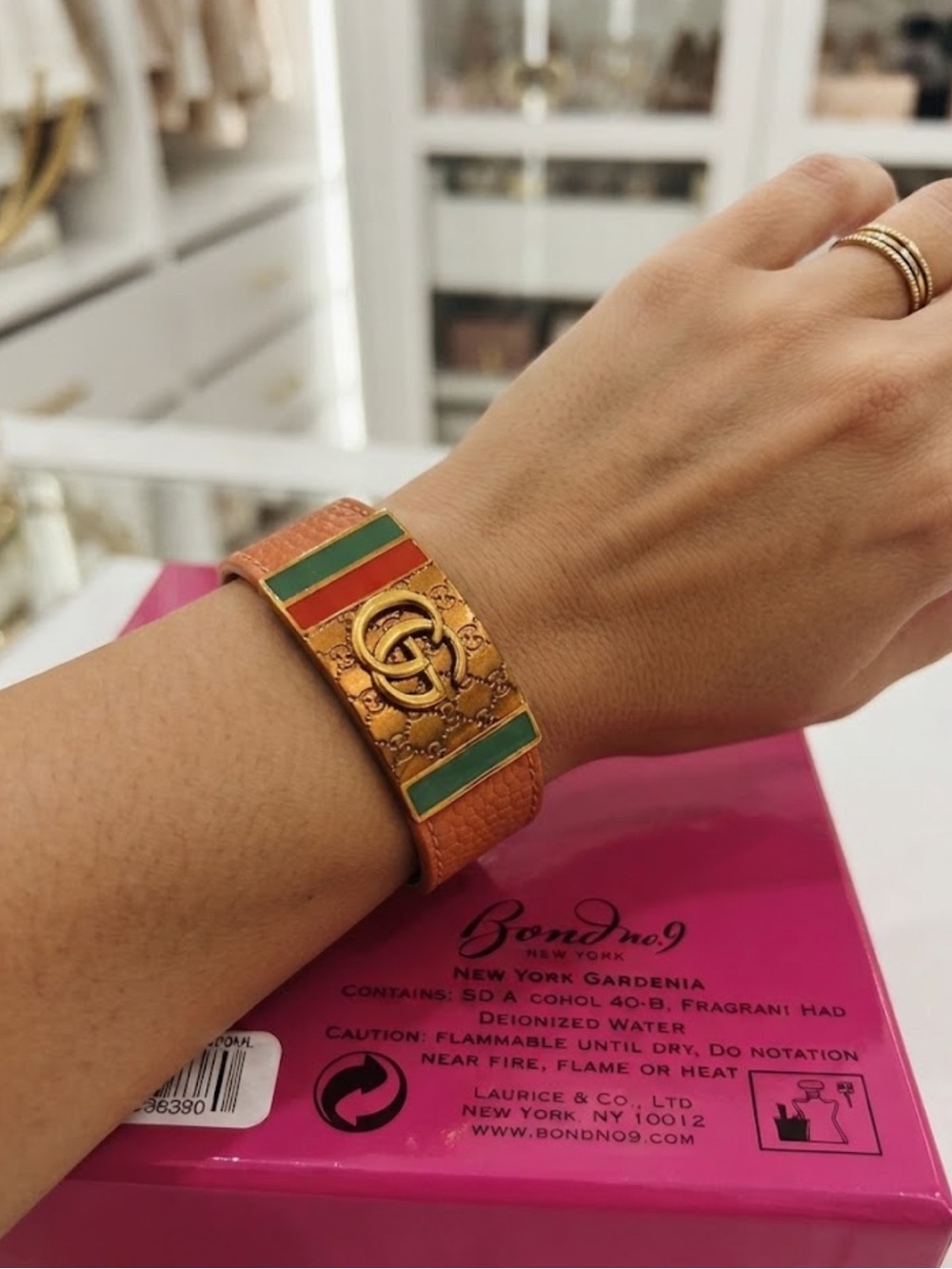 Brand New ! Fashion bracelet Enamel Logo Bracelet